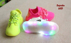 Sepatu Bayi - Sepatu keren dengan lampu LED