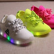 Sepatu Bayi - Sepatu keren dengan lampu LED