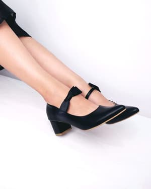 Amazara Kelly Black Heels