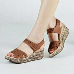 Sandal Wedges Wanita Laser Coklat