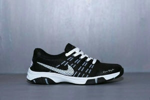 SEPATU SPORT NIKE AIRMAX 2016 HITAM PUTIH