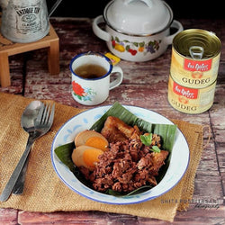 Gudeg Kaleng Bu Tjitro